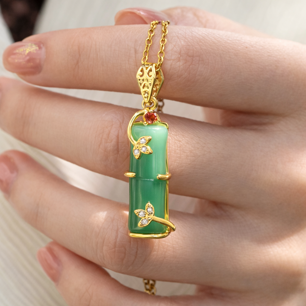 Collar Jade natural